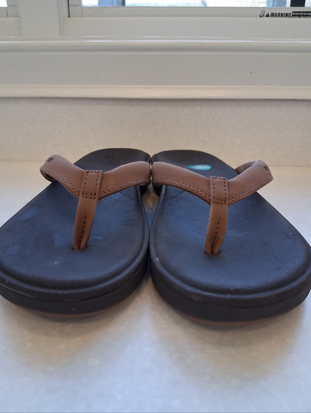 Reef Cushion Cloud Flip-Flop in Espresso Brown Size 8 - Picture 4 of 10